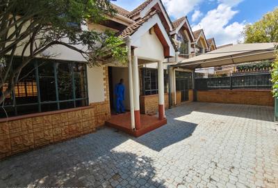 4 Bed Townhouse with En Suite at Lavington