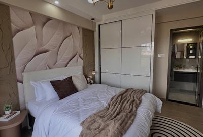 Serviced 2 Bed Apartment with En Suite at Church Road - 4