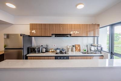 Serviced 2 Bed Apartment with En Suite at Riverside Drive - 3