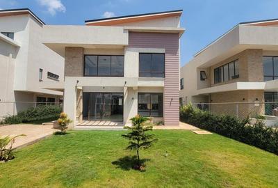 4 Bed Townhouse with En Suite in Runda