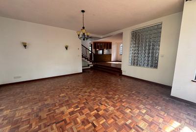 5 Bed Villa with En Suite at Lavington - 4