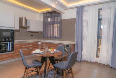 Furnished 2 Bed Apartment with En Suite at Spring Valley