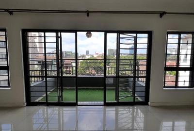 3 Bed Apartment with En Suite in Westlands Area - 3