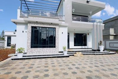 3 Bed Villa with En Suite at Mugutha