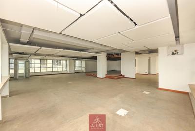 3,500 ft² Commercial Property with Service Charge Included at Lenana Road - 4