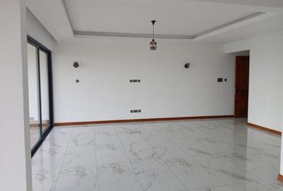 Serviced 3 Bed Apartment with En Suite in Kileleshwa