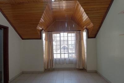 4 Bed Townhouse with En Suite in Lavington
