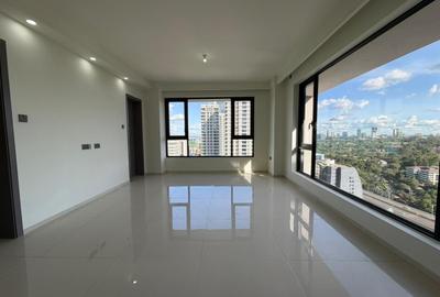 2 Bed Apartment with En Suite in Westlands Area - 4