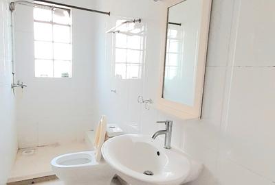 4 Bed Apartment with En Suite in Lavington - 4