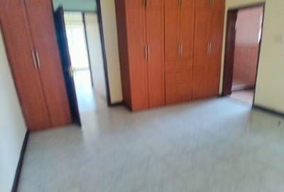 4 Bed House with En Suite at Ibis Drive