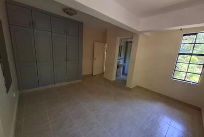 2 Bed Apartment with En Suite at Lavington