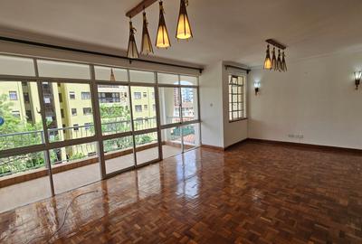 3 Bed Apartment with En Suite in Kilimani