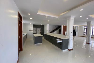 5 Bed Villa with En Suite at Shanzu Road