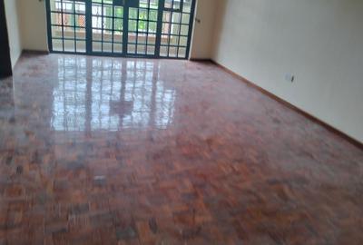 4 Bed Townhouse with En Suite in Kitisuru