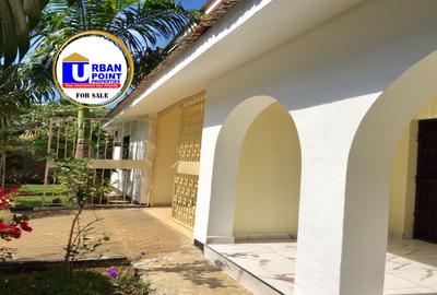 4 Bed House with Staff Quarters in Nyali Area - 2