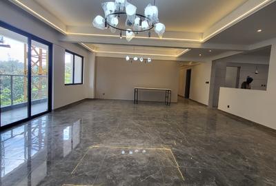 Serviced 4 Bed Apartment with En Suite in Kileleshwa