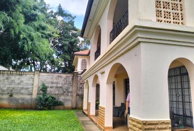 4 Bed Townhouse with En Suite in Lavington