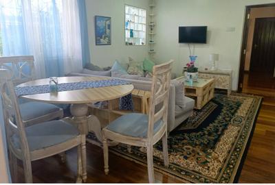 1 Bed House with Garden in Rosslyn - 4