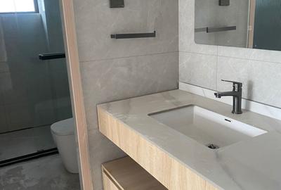 2 Bed Apartment with En Suite in Riverside - 3