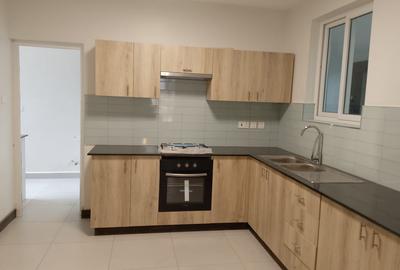 Serviced 3 Bed Apartment with En Suite at Airport Road