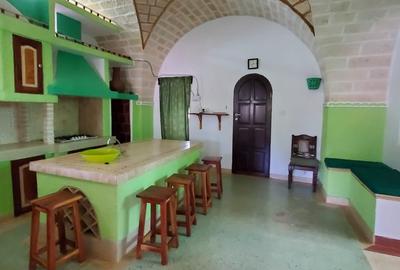 6 Bed Townhouse with En Suite at Kilifi Bofa - 3