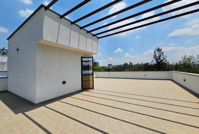 4 Bed Townhouse with En Suite in Lavington