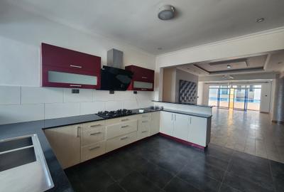 4 Bed Apartment with En Suite at Siaya Road - 2