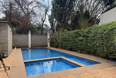 5 Bed Villa with En Suite at Lavington - 3