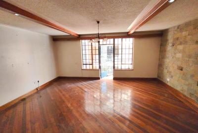 3 Bed Apartment with En Suite at Parklands