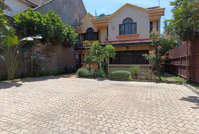 4 Bed House with En Suite at Off Pan African Insurance Lane