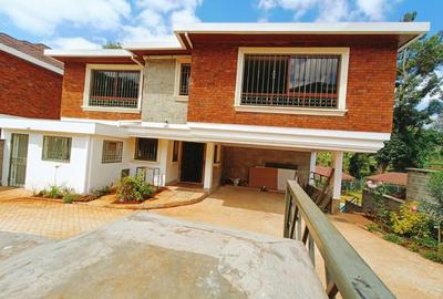 5 Bed House with En Suite in Spring Valley