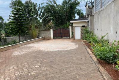 5 Bed House with En Suite in Kitisuru