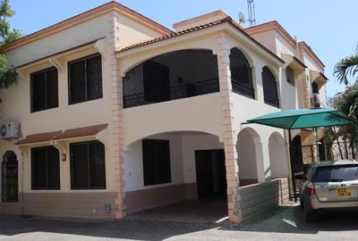 4 Bed Townhouse with En Suite at Nyali