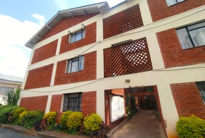 3 Bed Apartment with Parking in Kilimani