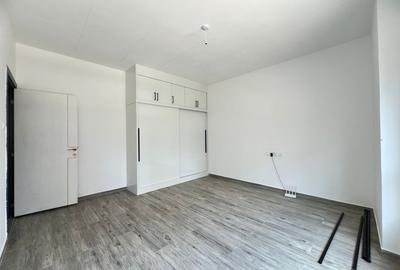 2 Bed Apartment with En Suite at Valley Arcade - 4