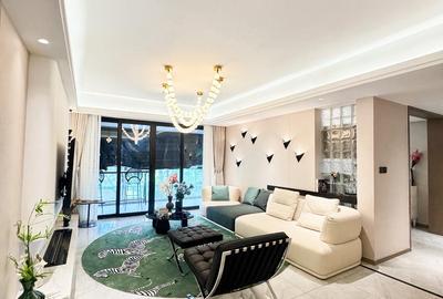 4 Bed Apartment with En Suite in Westlands Area