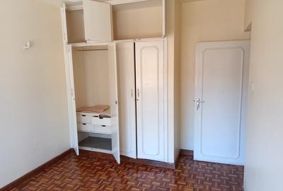 2 Bed Apartment with En Suite in Westlands Area