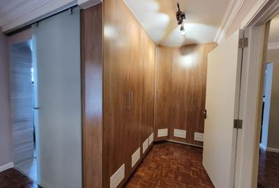 2 Bed Apartment with En Suite in Kileleshwa