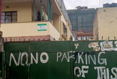 2 Bed Apartment with Parking in Nairobi West - 4