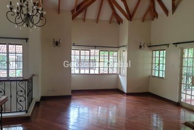 5 Bed House with En Suite in Rosslyn
