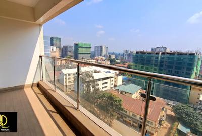 5 Bed Apartment with En Suite at 3Rd Parklands