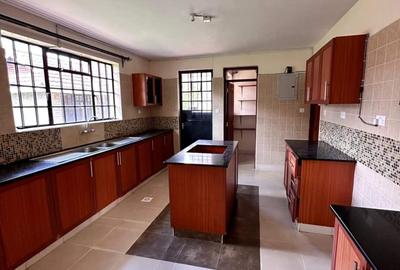 4 Bed House with En Suite in Karen