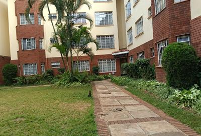 3 Bed Apartment with En Suite at Upper Hill