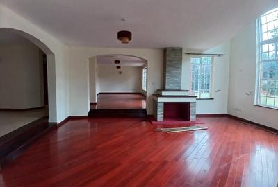 5 Bed Townhouse with En Suite at Karen