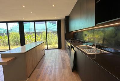 4 Bed House with En Suite at Off Kiambu Rd