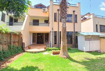 5 Bed Townhouse with En Suite at Lavington - 2