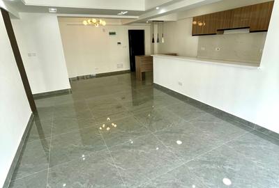 Serviced 2 Bed Apartment with En Suite in Riverside