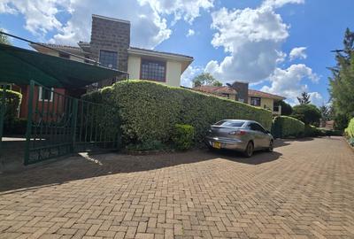 4 Bed Townhouse with En Suite at Fourways