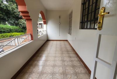 3 Bed House with Garden at Old Runda - 4