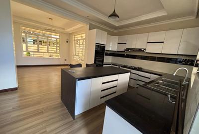 5 Bed House with En Suite at Thika Road - 4